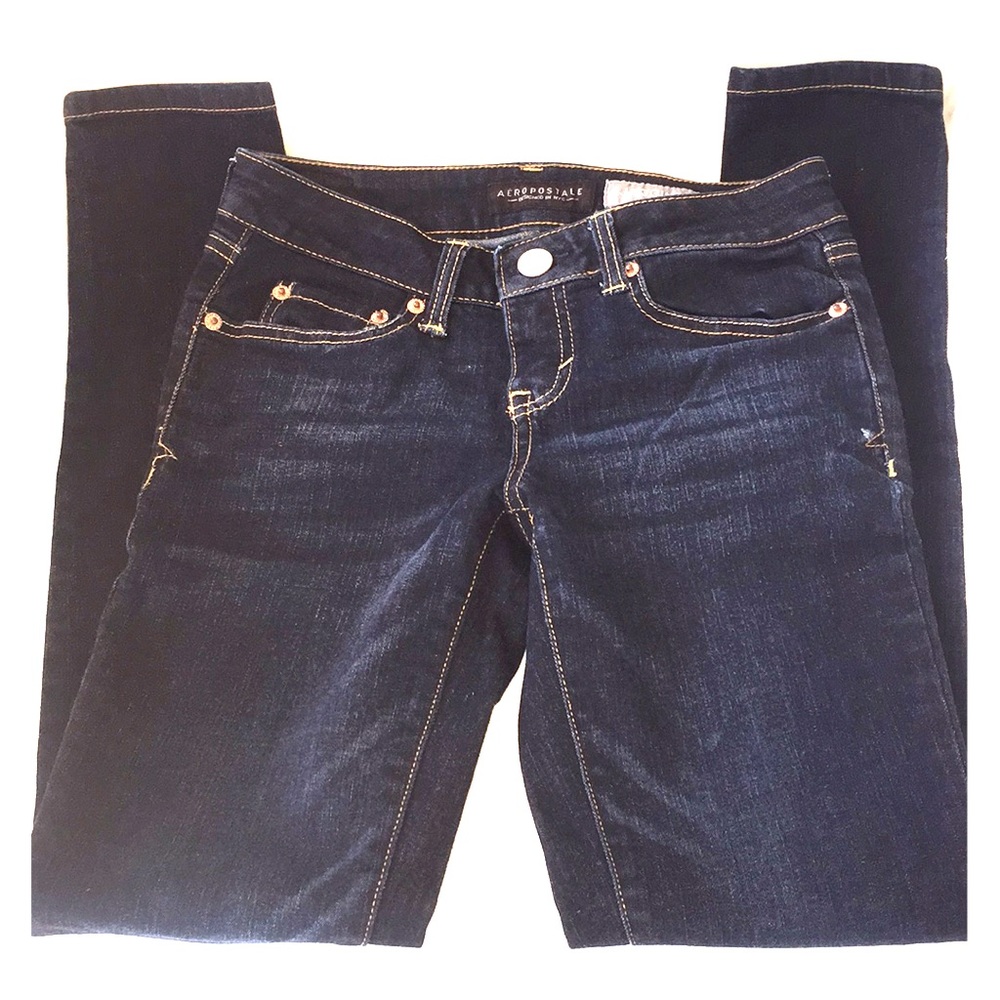Aeropostale Low Rise Skinny Jegging!